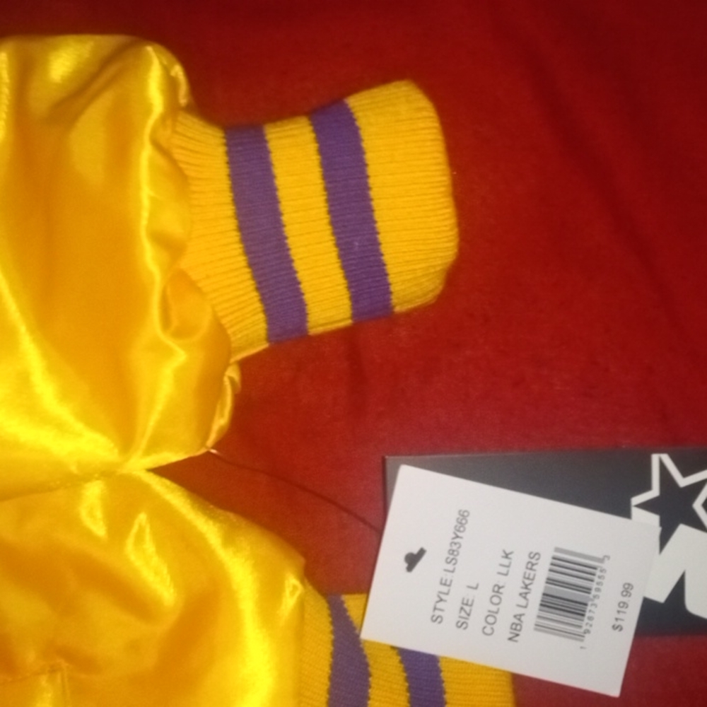 Lakers jacket - Picture 6 of 8